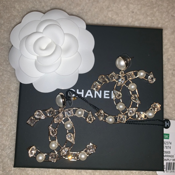 CHANEL RUNWAY XL EARRINGS STONE - Picture 7 of 7